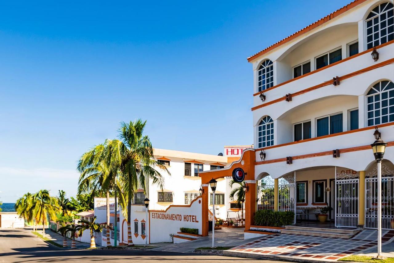 Hotel Capital O Oxtankah,Chetumal Bay Calderitas Zewnętrze zdjęcie
