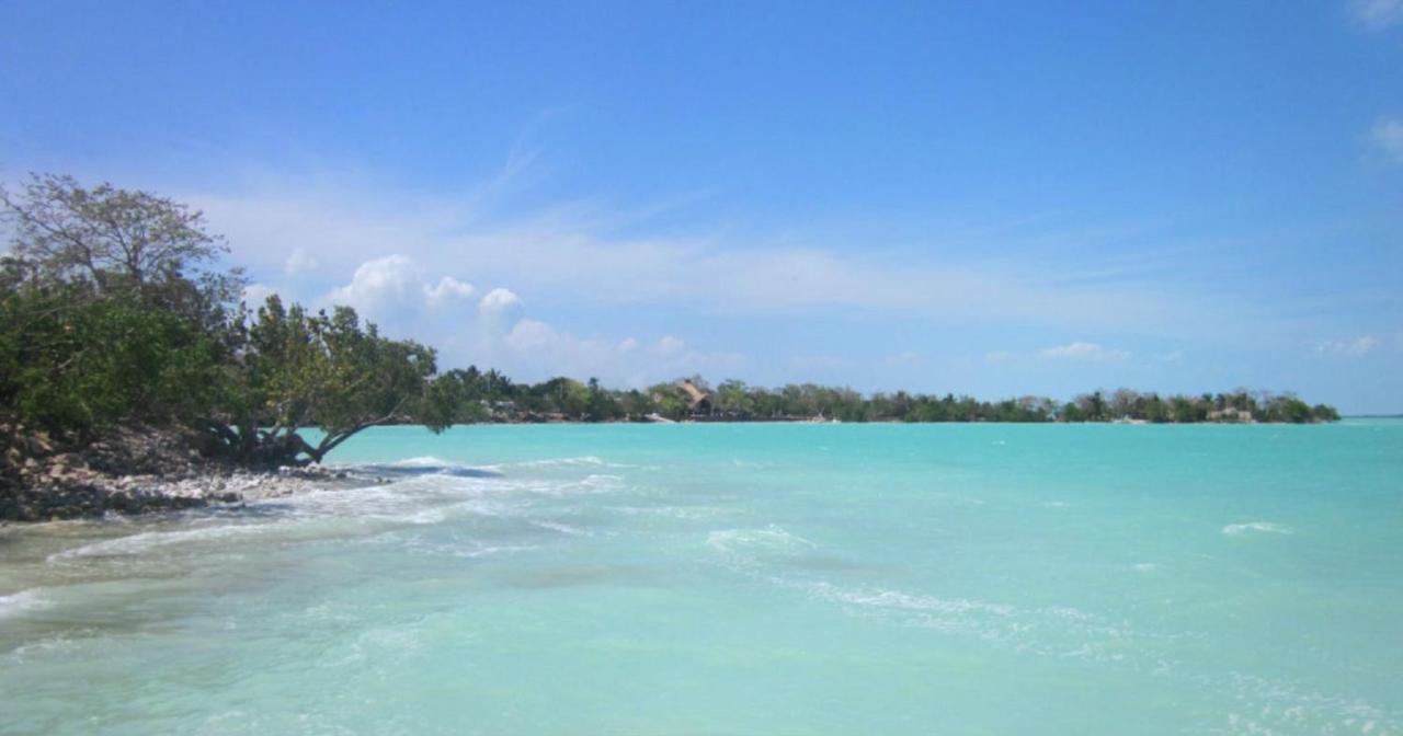 Hotel Capital O Oxtankah,Chetumal Bay Calderitas Zewnętrze zdjęcie